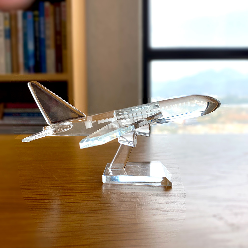 Temizle kristal sevimli uçak f - Paper Weight Crystal incelemesi ve fiyatı