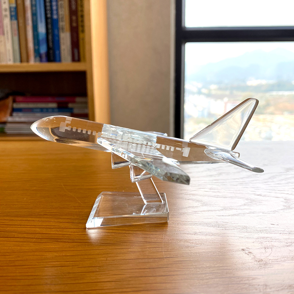 Temizle kristal sevimli uçak f - Paper Weight Crystal incelemesi ve fiyatı