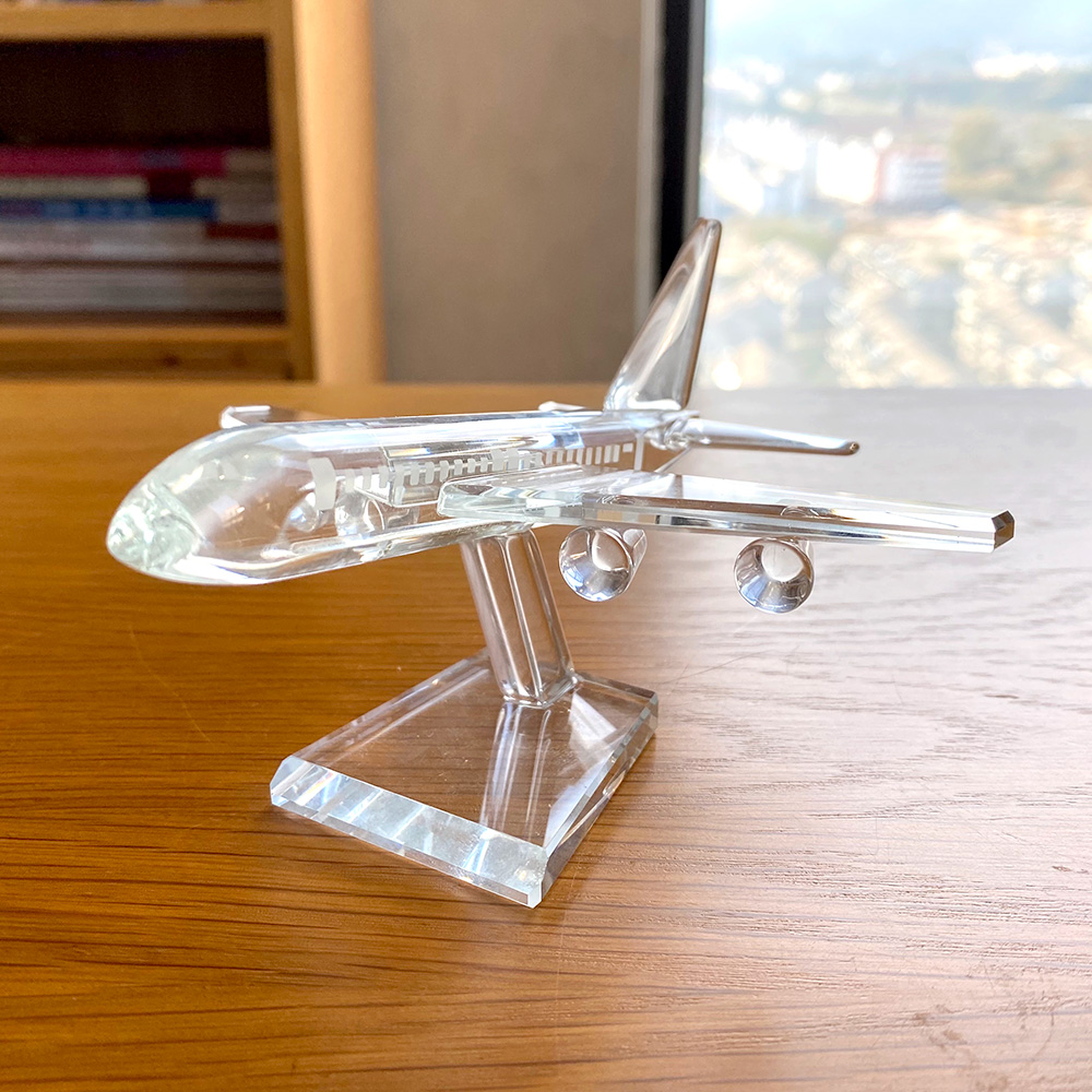 Temizle kristal sevimli uçak f - Paper Weight Crystal incelemesi ve fiyatı